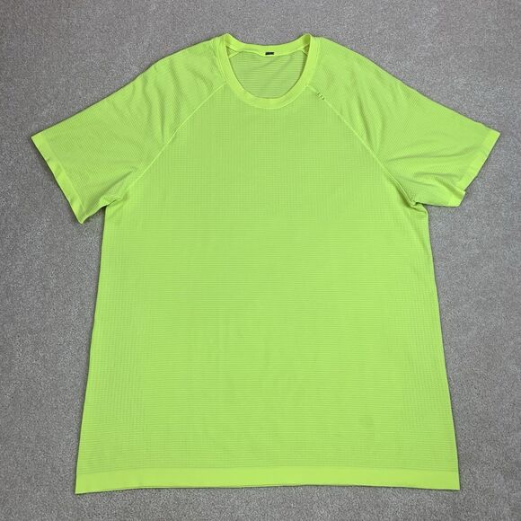 Lululemon Metal Vent Tech T Shirt Men Size XL Neon Green Yellow Gym Workout - Picture 1 of 16